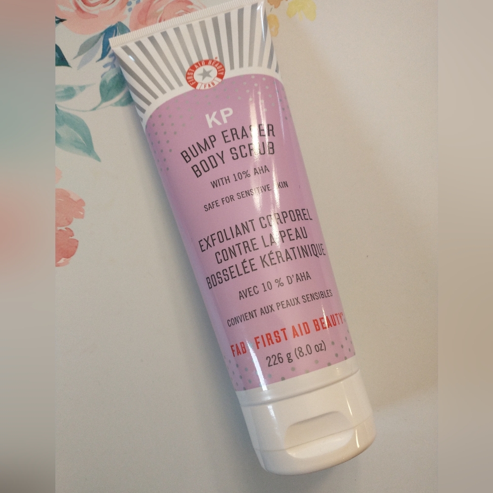 First Aid Beauty KP Bump Eraser Body Scrub 8oz